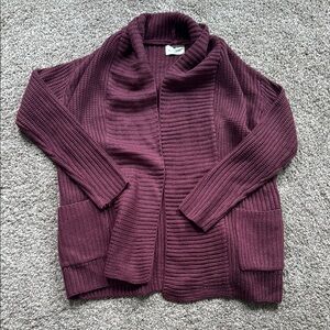 Betseys Boutique Shop NWOT Women's Small Plum Cableknit Cardigan Sweater